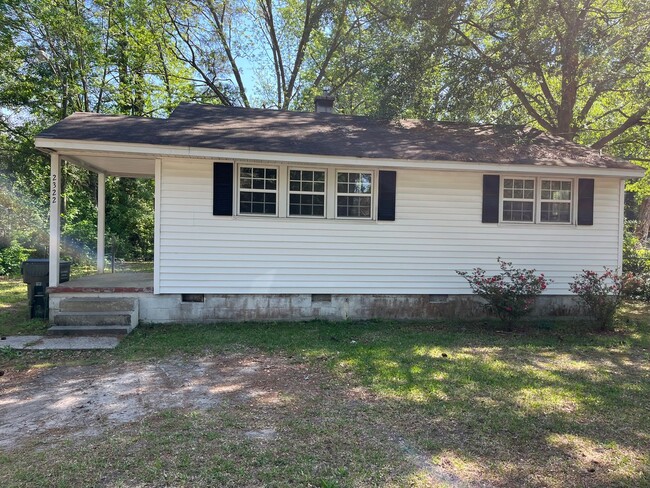 Primary Photo - 2322 Briarfield Rd