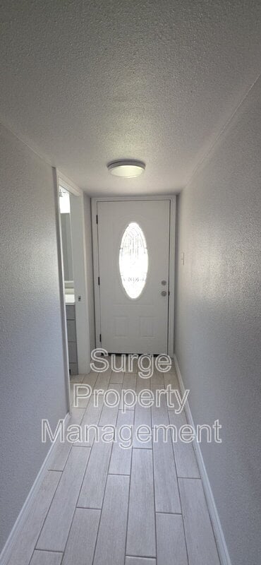 Building Photo - 9108 Lanham St