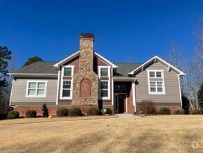 Building Photo - 4 Bedroom Soddy Daisy Rental Property with...