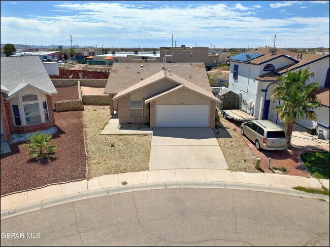Building Photo - 4100 Tierra Venado Dr