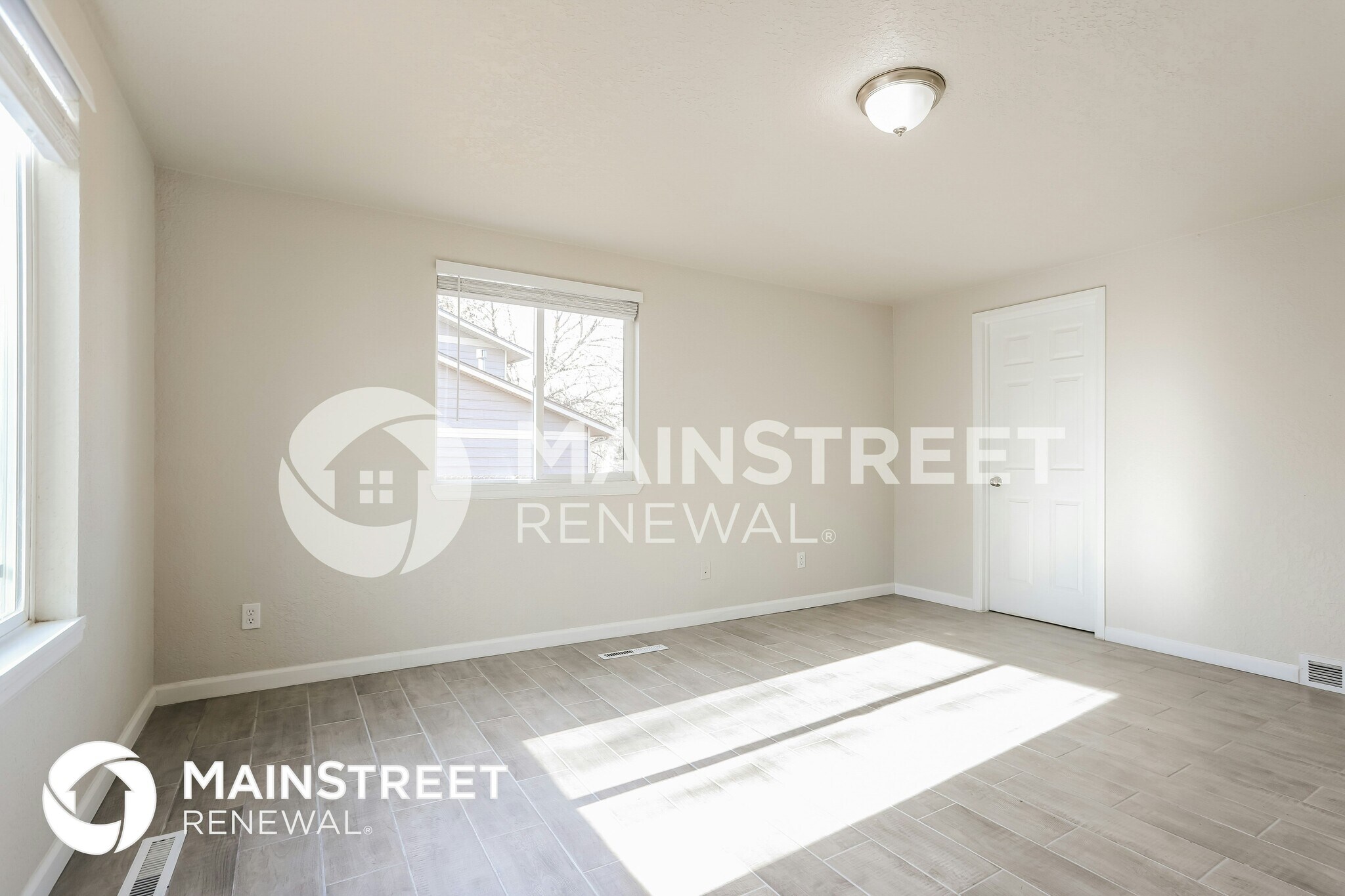 Building Photo - 6320 W 95th Ave