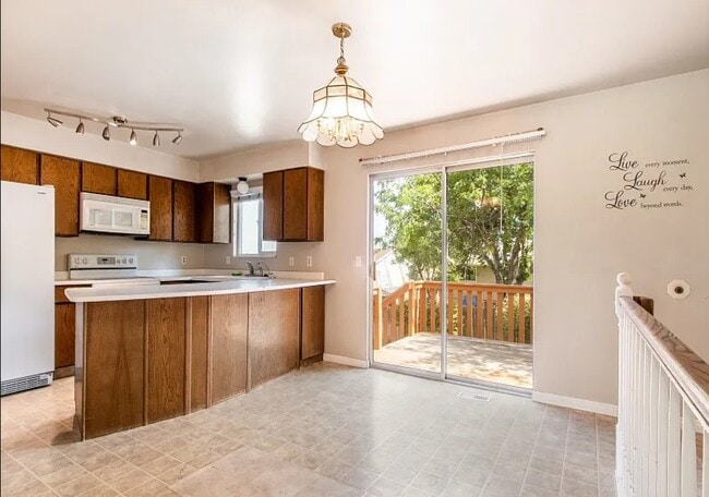 Building Photo - 6631 S 1460 W