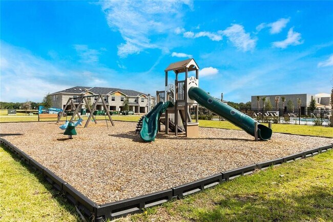 Building Photo - 1410 Isleta Lp