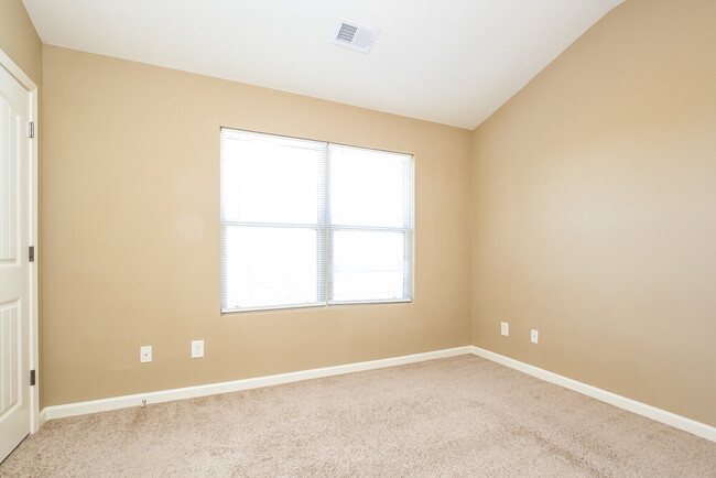 Building Photo - 1088 Sandy Bank Ct NE