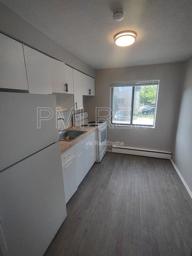 Building Photo - 14235 Triskett Rd