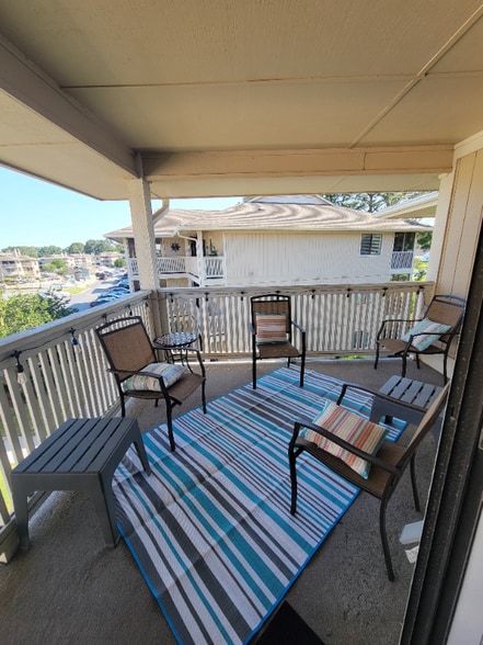 Building Photo - 4246 Pinehurst Cir