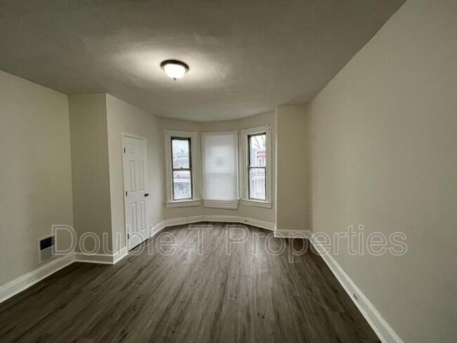 Building Photo - 3010 Grayson St