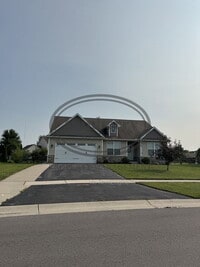 Building Photo - 26741 Woodmont Dr
