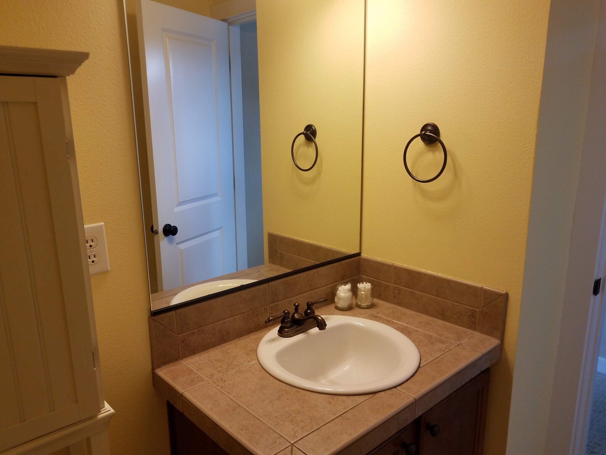 Building Photo - 7727 N Kellogg St