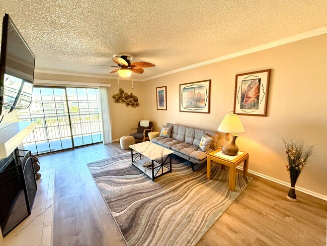 Primary Photo - Beautiful Furnished 2 Bed / 2 Bath Condo in Laguna Nueva – Colorado River Living! 1-3 Month Term