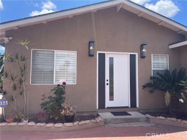 Building Photo - 408 E Elm St