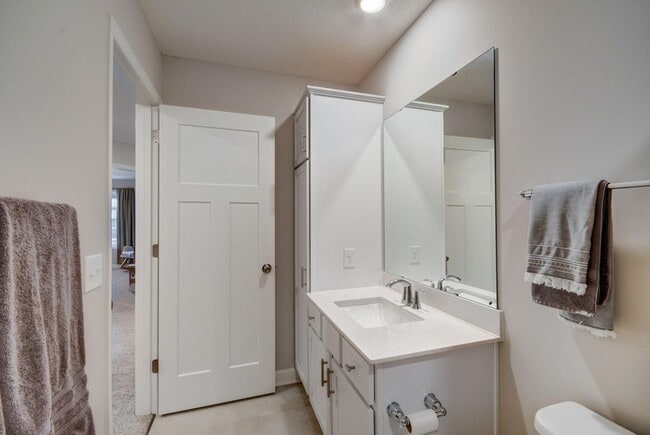 Building Photo - 1203 Lower 143rd St E