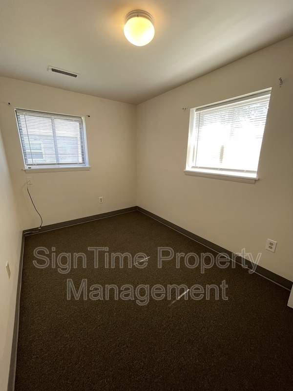 Building Photo - 310 Key Ave