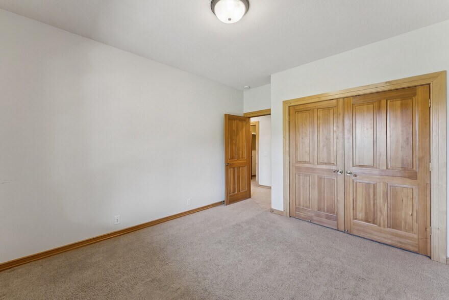 Building Photo - 9246 Par Ct