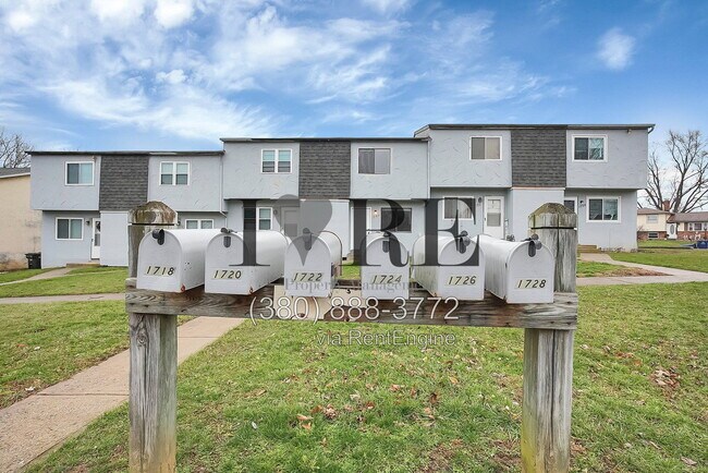 Building Photo - 1724 River Bend Rd