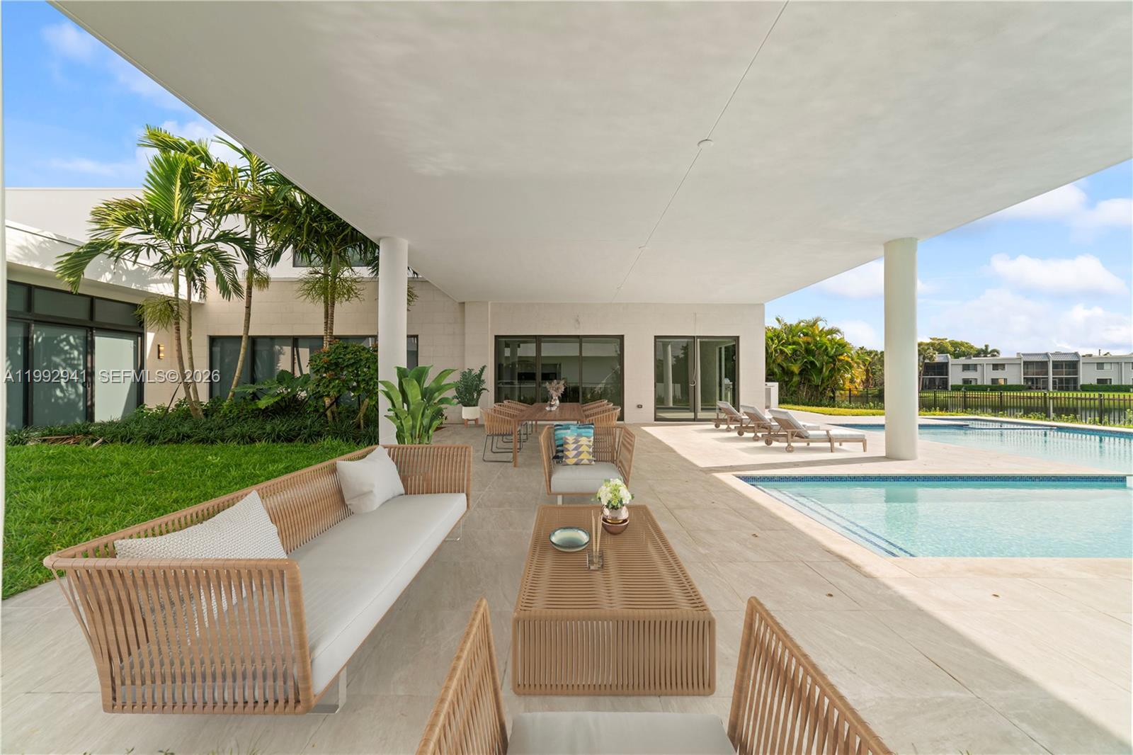 Building Photo - 16680 Botaniko Dr N