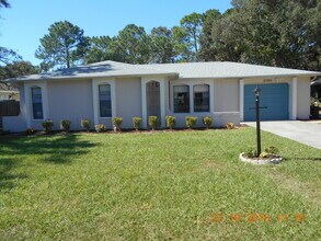 Building Photo - Seasonal Rental