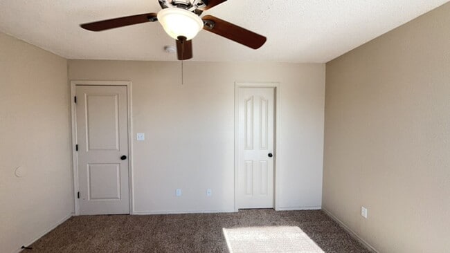 Building Photo - Exceptional 2-Story Eastside Home!