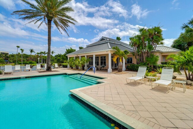 Building Photo - 5799 NE Island Cove Way