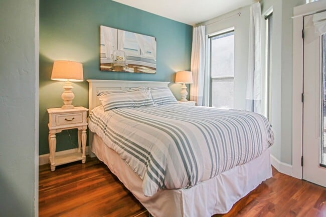 Building Photo - Parkside Suite: Fully Furnished Modern Studio in the Heart of Jacksonville $300 Utility Fee