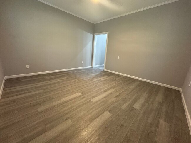 Building Photo - 2707 Gordon Ave