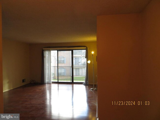 Building Photo - 19 Joyner Ct