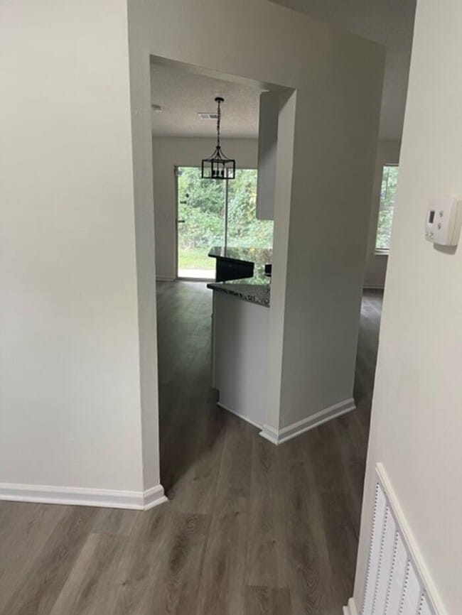 Building Photo - 203 Cypress Cove Ct