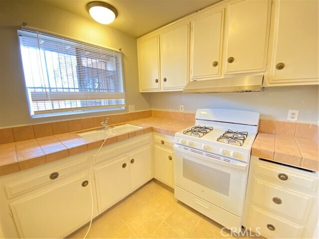 Building Photo - 2153 W Brownwood Ave