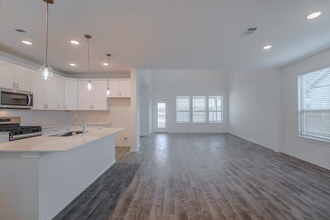 Building Photo - 15117 Wild Gully Wy