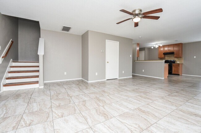 Building Photo - 642 Kiley Dr