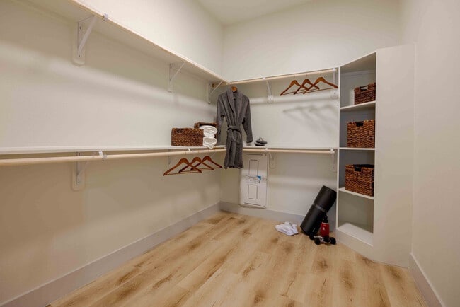 The Janis apartments — community photo - The Janis