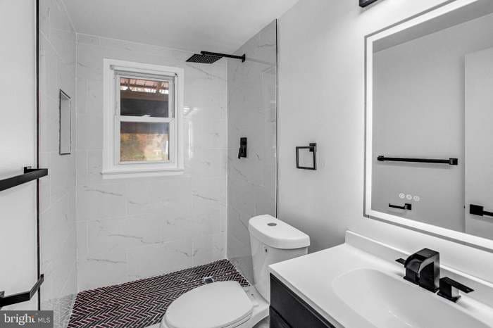 Building Photo - 3412 N Beaumont Rd