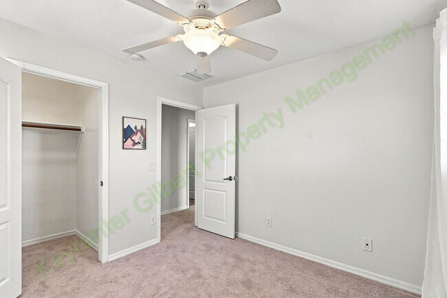 Building Photo - 1546 W Alder Rd