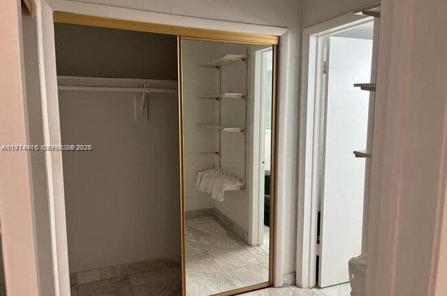 Building Photo - 1333 E Hallandale Beach Blvd