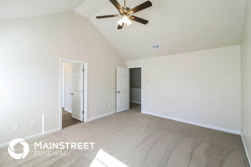 Building Photo - 165 Colser Drive