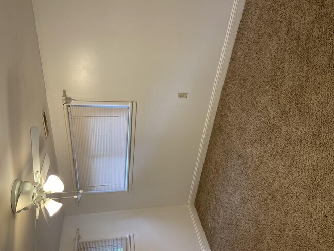 Building Photo - 235 E 2nd St