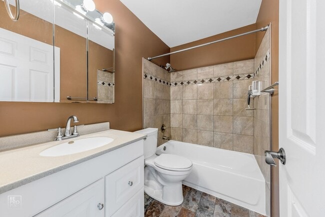 Building Photo - Roselle Two Bed Ranch