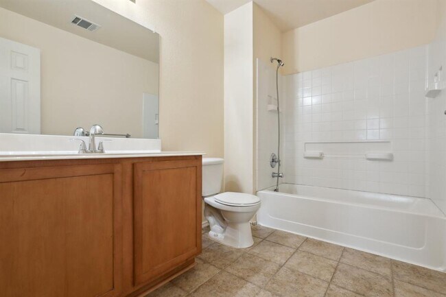 Building Photo - 11725 Timber Heights Dr