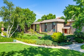 Building Photo - Villa Medici Apartments