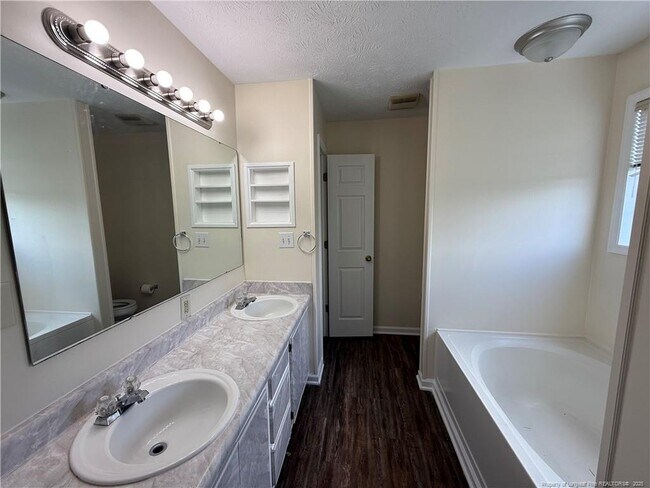 Building Photo - 300 Waterdown Dr