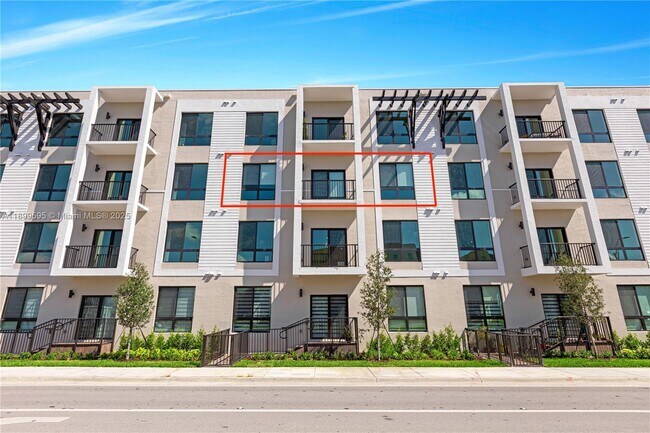 Building Photo - 8001 NW 41st St