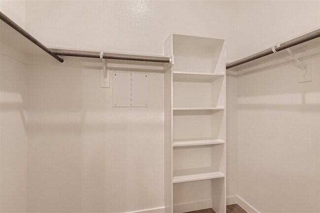 Building Photo - 4702 Deadwood Dr