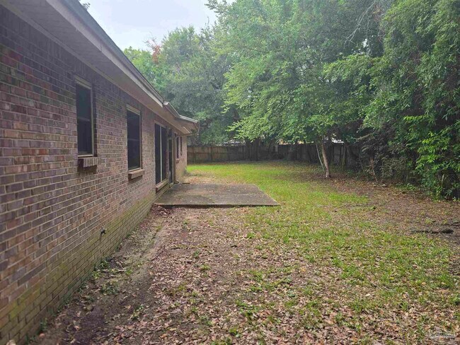 Building Photo - 5749 Langley Cir