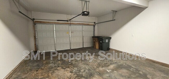 Building Photo - 218 Stamm Dr