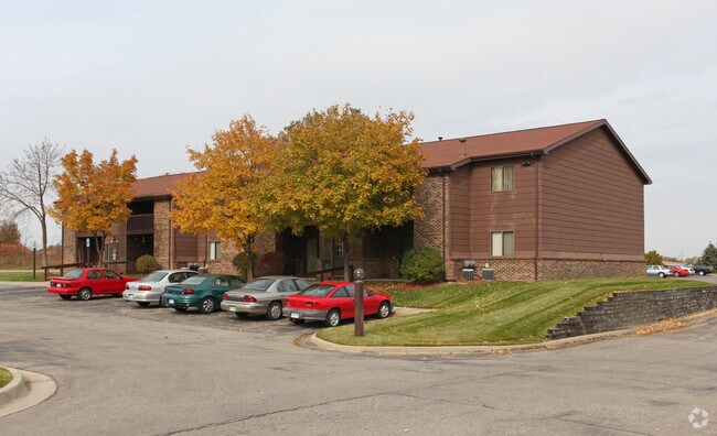 Building Photo - Maple Tree Village