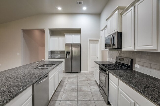 Building Photo - 612 Winnsboro Cove