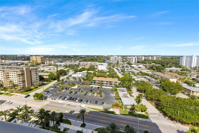 Building Photo - 1116 N Ocean Blvd
