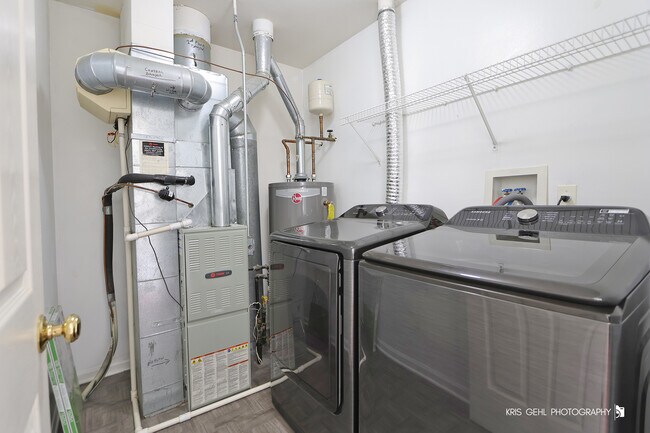 Building Photo - 1478 Doolittle Ln