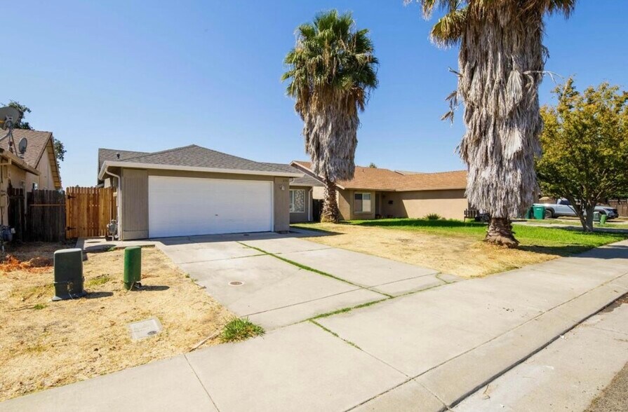 Building Photo - 210 Cordova Ln