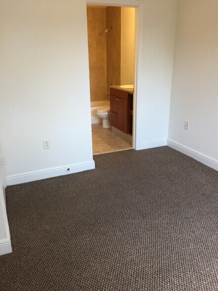 Second Bedroom with bathroom inside - 17802 NW 74th Ct
